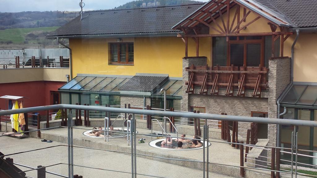 Free Apartman Bešeňová Eksteriør billede