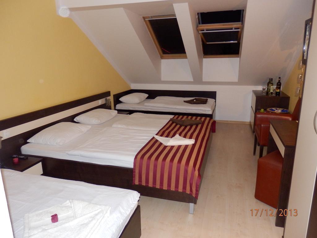 Free Apartman Bešeňová Værelse billede